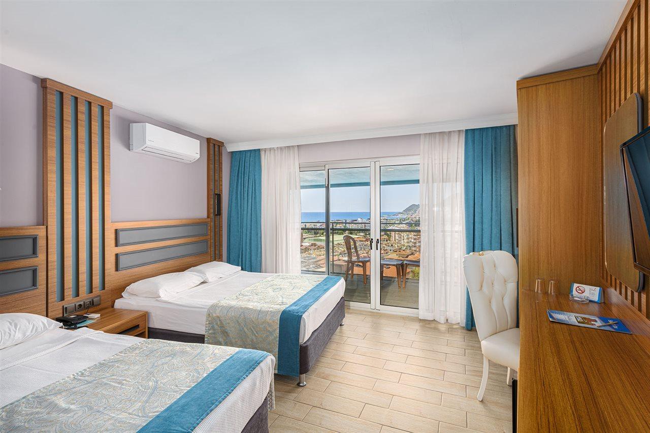 אולודניץ Blue Star Hotel מראה חיצוני תמונה