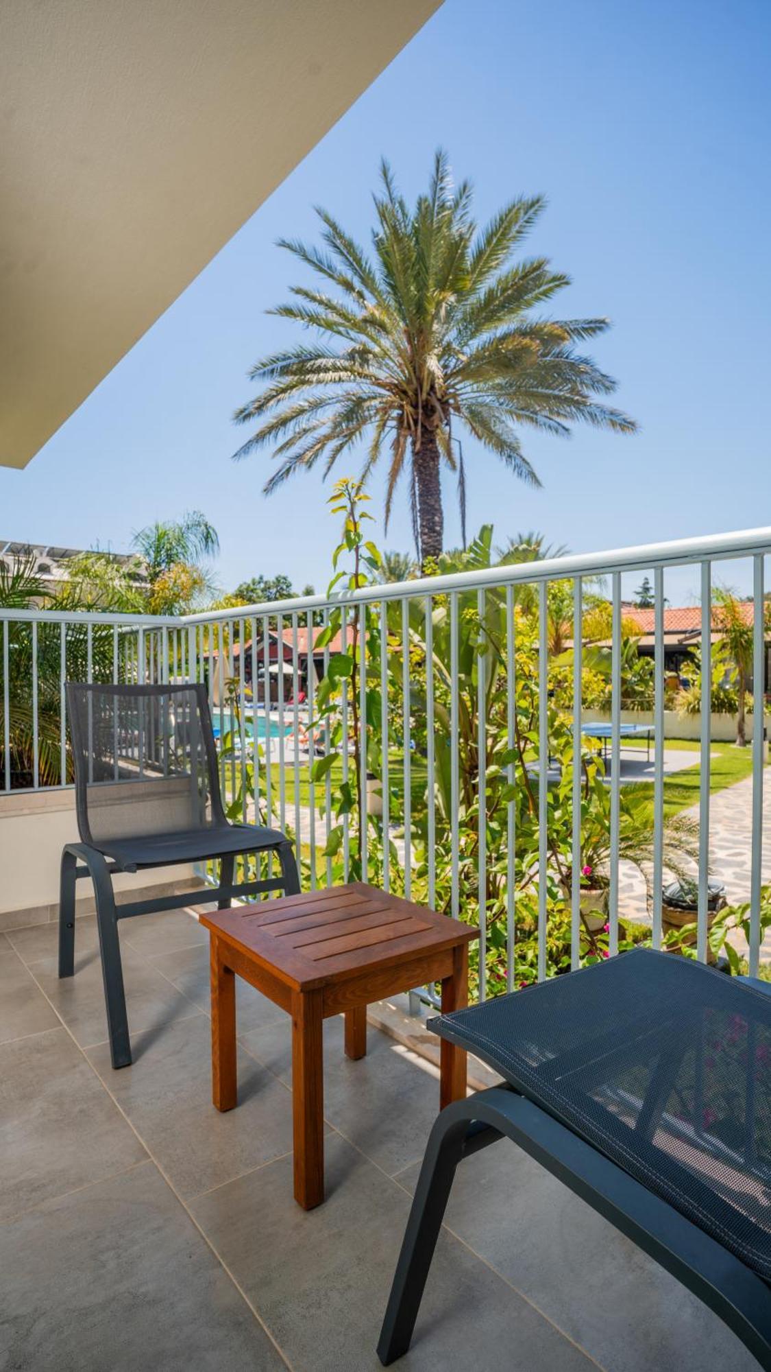 אולודניץ Blue Star Hotel מראה חיצוני תמונה