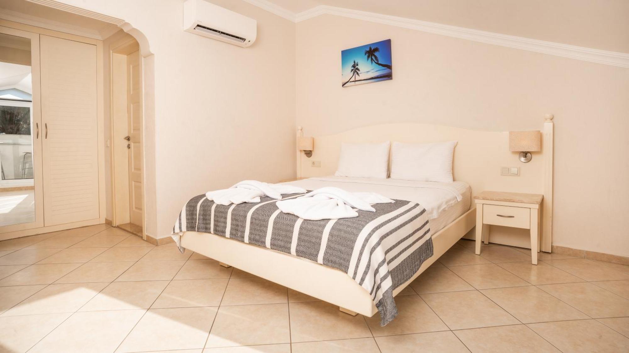 אולודניץ Blue Star Hotel מראה חיצוני תמונה