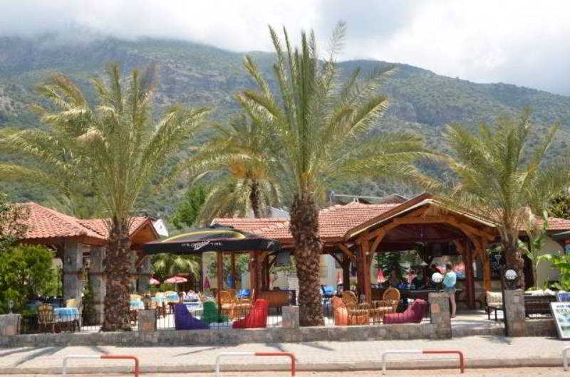 אולודניץ Blue Star Hotel מראה חיצוני תמונה